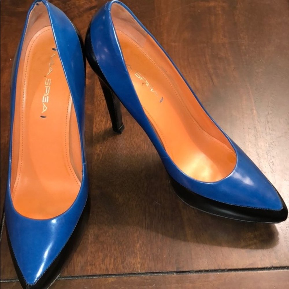 Via Spiga Stiletto Black Colorblock Retro Leather